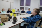St�edn� pr�myslov� �kola v Klatovech p�edstavila d�tem t�ma Robotika (14.11.2018)