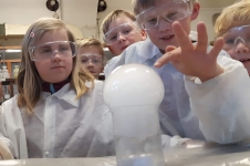 D�tsk� technick� univerzita v chemick� laborato�i pedagogick� fakulty Z�U v Plzni